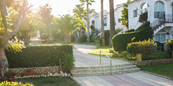 Compraventa de Inmuebles en Parla · Villas