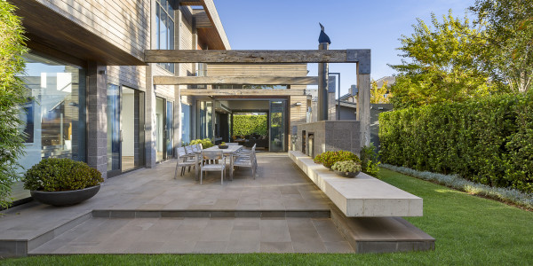 Compraventa de Inmuebles en Parla · Chalets