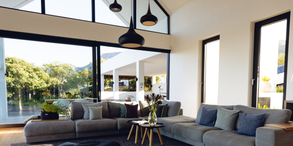 Inversores, Intermediarios, Agentes y Brokers Inmobiliarios en Parla · Chalets
